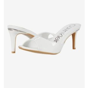 NWOT Calvin Klein Luc 2 mule sandals size 8